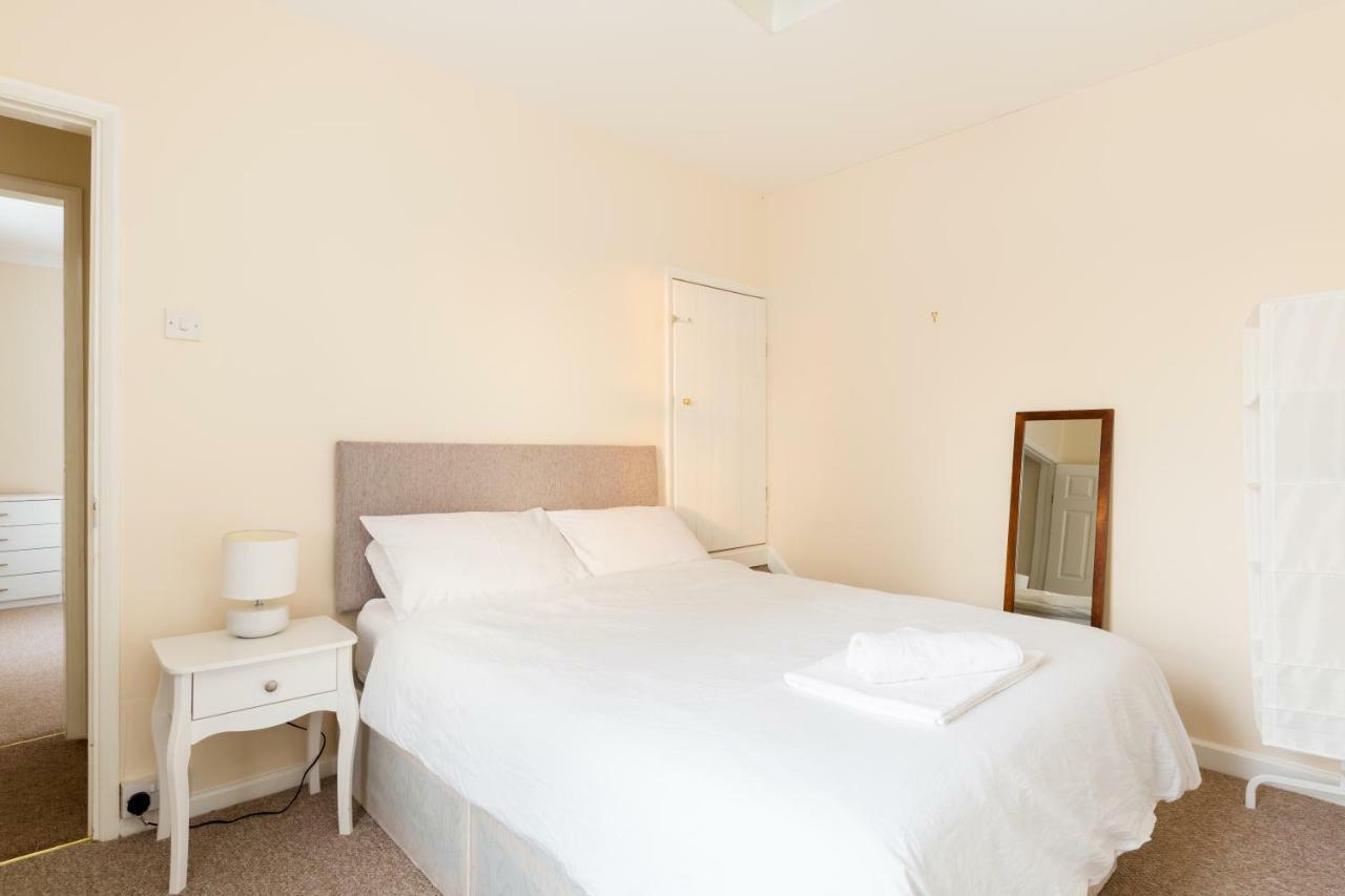 Well Presented 2 Bedroom House - Sleeps Four Royal Royal Leamington Spa Exterior foto